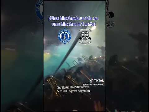 "COMANDOS AZULES Y BLUE RAIN JUNTOS EN TUNJA" Barra: Comandos Azules • Club: Millonarios