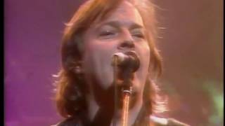 DAVID GILMOUR - LOVE ON THE AIR LIVE