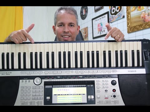 Yamaha PSR-740 Arranger Workstation Keyboard image 17