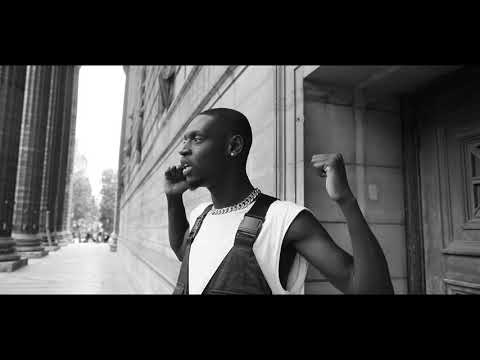 CMK into you [CLIP OFFICIEL]