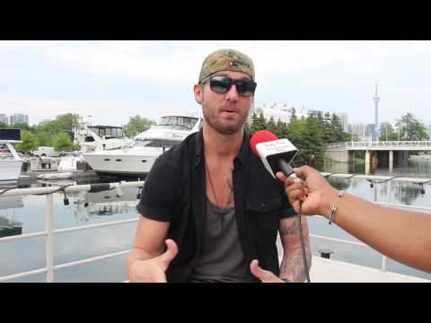 Chat w Country Star Brett Young on new hit single 