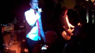 Bouncing Souls - Joe Lies (Stone Pony December 26, 2009)