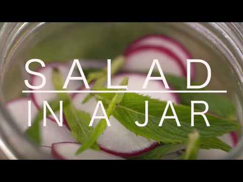 Salad in a Jar l FOOD AND FITNESS WITH HAYDEN QUINN l EPISODE 1