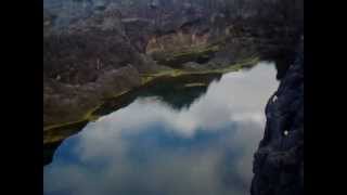 preview picture of video 'MPEG0480 Ponta do Norte Grande (Sao Jorge) schöne glatte Wasserspiegelung'