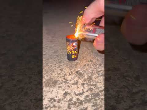 TESTING INCREDIBLY STRANGE FIREWORK #shorts #cracker #diy #firework #trick #lifehack