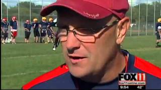 preview picture of video 'Appleton East football practice.'