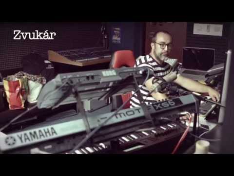 Emdžej & MARIÁN ČURKO - ZOMBIE MARÍNA