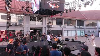 Gerald Situmorang &amp; Dika Chasmala - Rintik Hujan (Live at Synchronize Fest 2019)