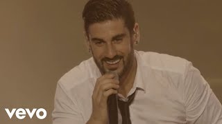 Melendi - Canción de Amor Caducada (En Directo)