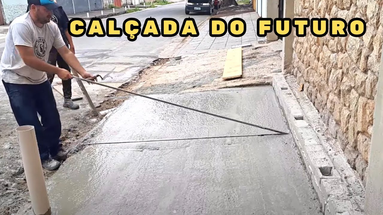 PEDREIRO FAZ CALÇADA CUSTOMIZADA! VEJA QUE IDEIA DE GÊNIO