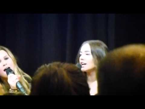 Lisa Ajax  - Josefine Myrberg - Mollie Lindén - Price Tag (Jessie J) Nordstan 2016-12-16 #idolse