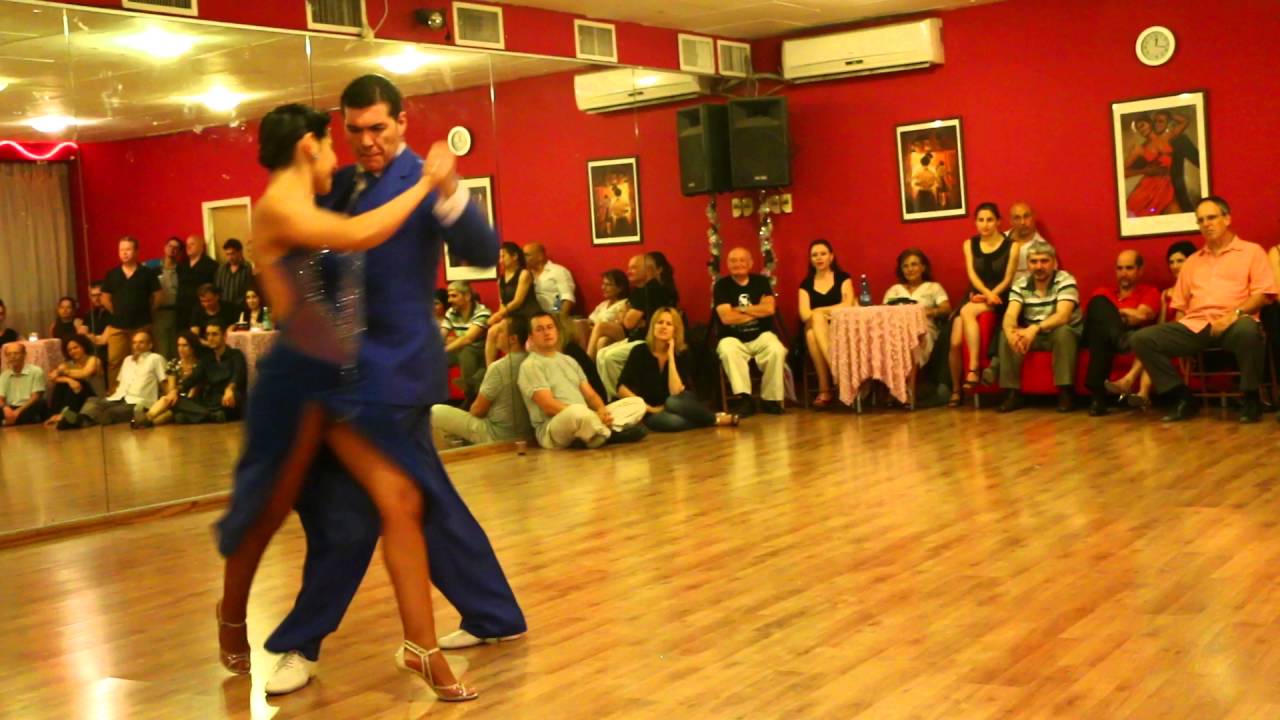 Alejandro Barrientos & Rosalia Gasso - Derecho viejo - (3/4) - Passover Milonga - 30/04/2016