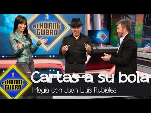El mago Juan Luis Rubiales deja "flipando" a Aitana con su truco de cartas - El Hormiguero
