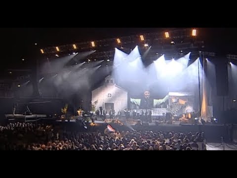 STINA PRADIDOVA - T. Bralić i klapa Intrade - ARENA ZAGREB, 08.12.2011.