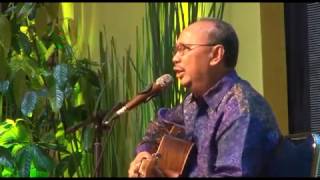 Ebiet - Berita Kepada Kawan - Live