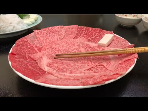O restaurante SUKIYAKI mais antigo de Tóquio, Japão