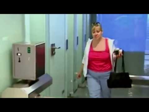 Kein Sex in Toiletten! Berlin   Unisex Toiletten Fail! Einfach zum Todlachen  LustigFunny Clip