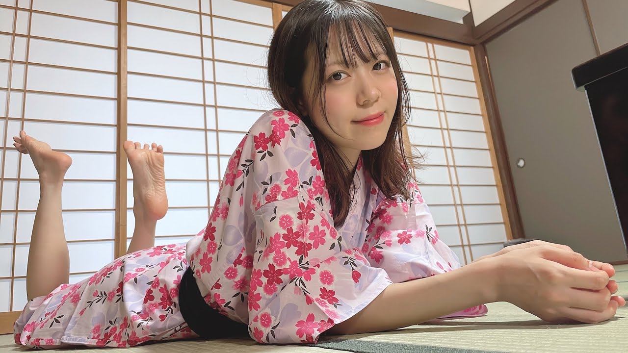 女ひとり 鬼怒川温泉 つかぬまの休日 浴衣が綺麗に見えるキャミソールとタンクトップ / Arisa in a casual summer kimono - Veimia -