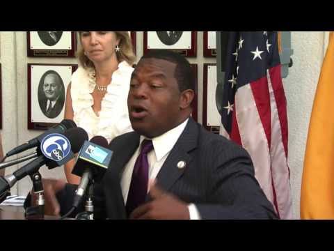 Tony Mack Says He Won't Resign as Mayor of Trenton