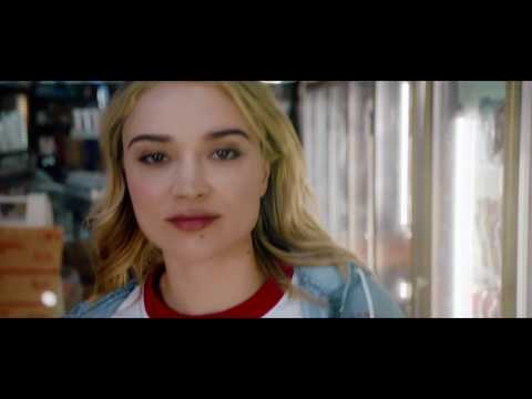 Tune in to Lolo Zouaï | TOMMY JEANS