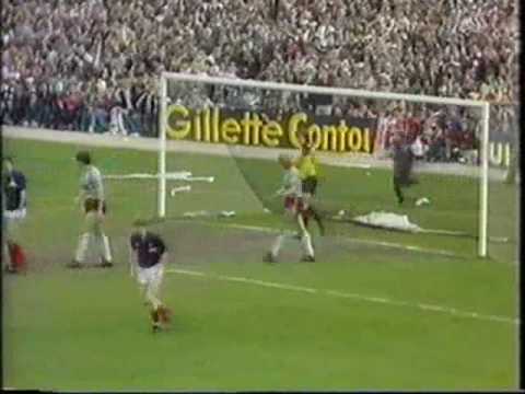 Dundee V Hearts 1986 Albert Kidd