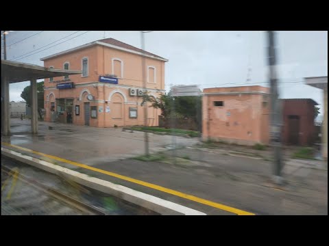 HD - Transito presso Montenero-Petacciato a bordo del Frecciabianca (FB 8816) Lecce - Venezia