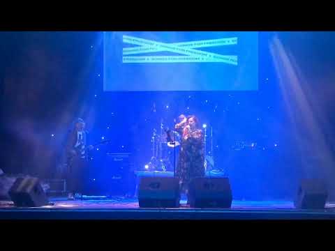 Smola - Tell me a story