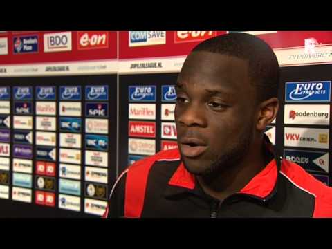 Elvis Manu na afloop van Sparta-Excelsior
