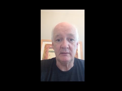 Colin Mochrie Critiques Brandi's Improv