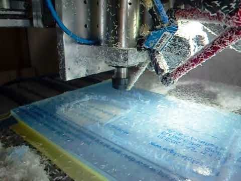 Trochoidal-Fräsen von Kunststoff (PMMA, Acrylglas) - 10 mm