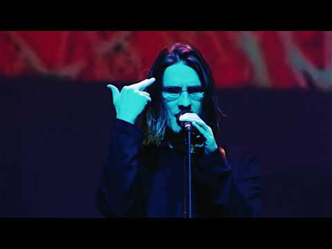 Porcupine Tree - Blackest Eyes (from Arriving Somewhere Live in Chicago)