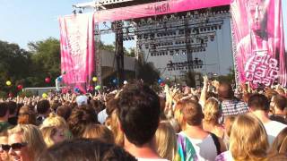 Matt and Kim - Don&#39;t Slow Down Clip