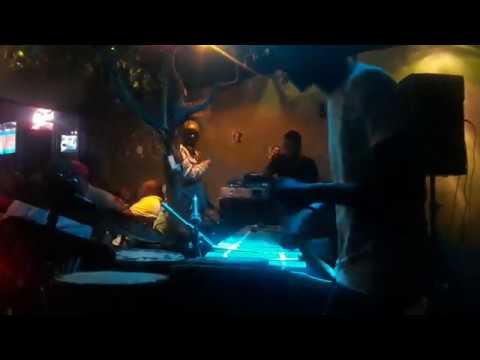 Mukhosse - Live Performance The Back Room