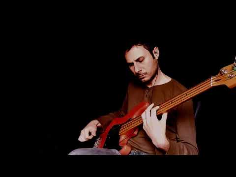 Short improvisation on bass with flatwound strings - based on Continuum (J. Pastorius)