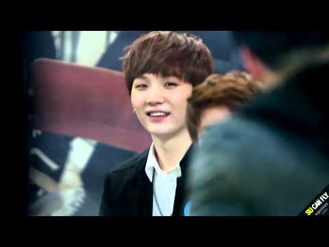 140213 니가 웃으면 할 말을 잃어... (BTS SUGA)