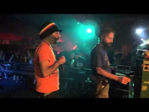 Jah Roots HiFi Ft. Idren Natural. Tanneries Dijon Part 4