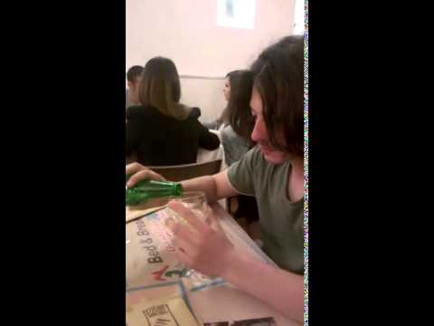 Blew mal di schiena che lo fanno Dolori muscolari del collo e della gola