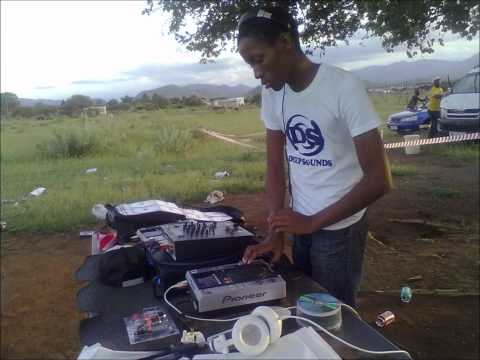 DJ Nana 