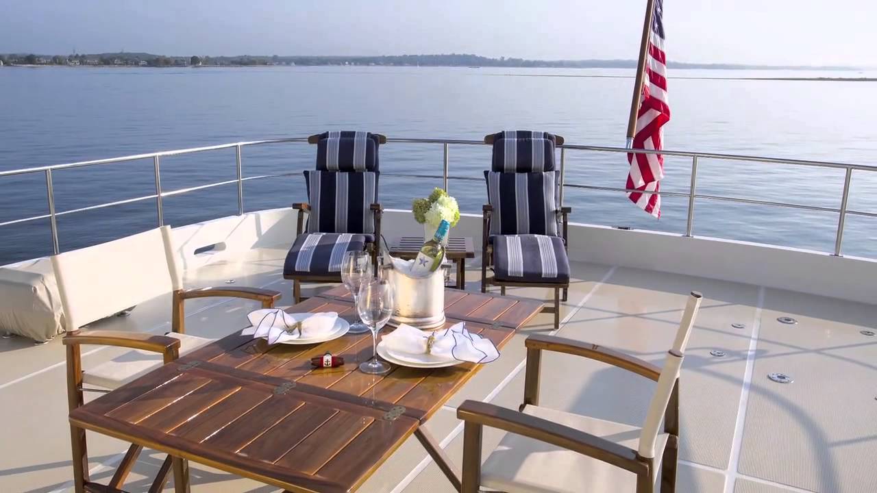 80' Offshore Voyager Motoryacht - Promo Video