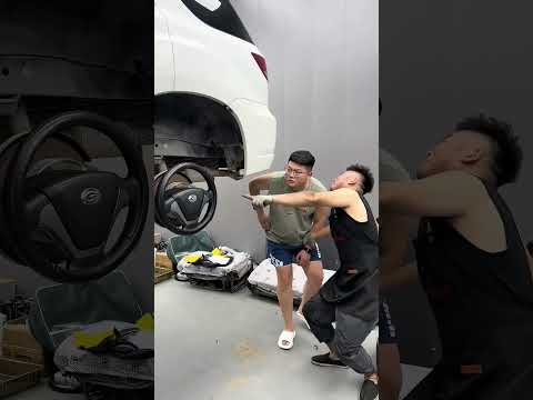 عندما يكون صديقك هو ميكانيكيّ السيارات! 😂🚗🔧 #ماوراءيات #قصة #ذكاء_اصطناعي #موقف #مفاجأة