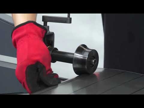 Kaka Industrial RM-36 bead roller  1 1/4 inch spoiler roll die sets