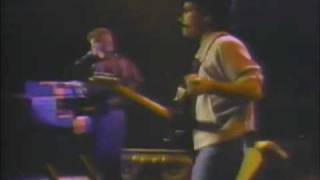 Hall and Oates - I Can't Go For That (Live)