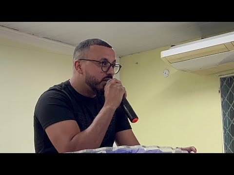 QUE ADORAÇÃO LINDA 😭 SEJA TOCADO 😭 - Menino Crente