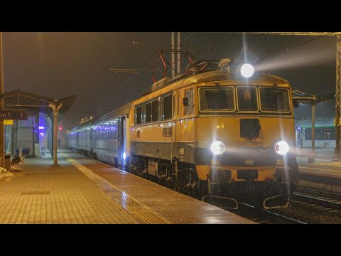 Odjazd EP08-001 z IC BIESZCZADY ze stacji Tarnów 