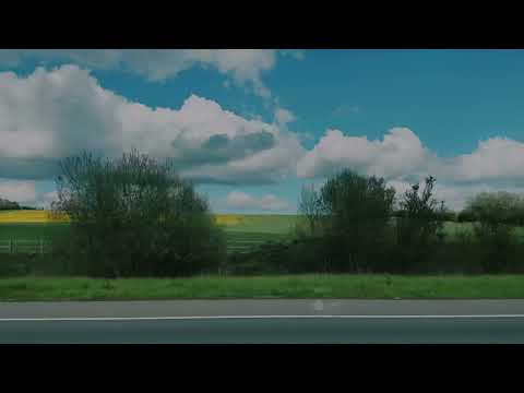 Afala yan zuruna ilal ibili kaifa khuliqat.