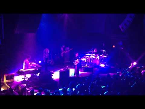 Lianne La Havas Performs Lost and Found at 9:30 Club