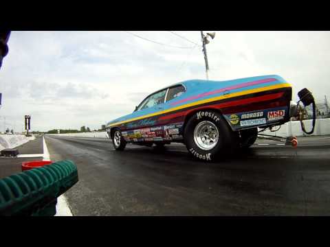 '70 Duster Steve Clukey - Napierville July 19, 2014