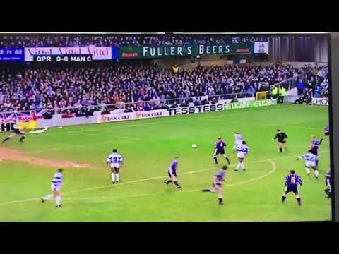 Worst 20 seconds of Football ever on the Pitch!!