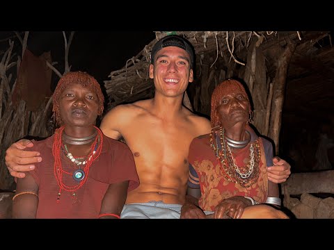 Överlever en kväll med afrikansk stam, DRICKER BLOD (vlogg 03)