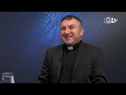 Izdvojeno - Kako u pandemiji primiti župnika za blagoslov?